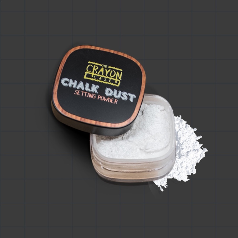 *BRAND NEW* CRAYON CASE CHALK DUST SETTING POWDER
